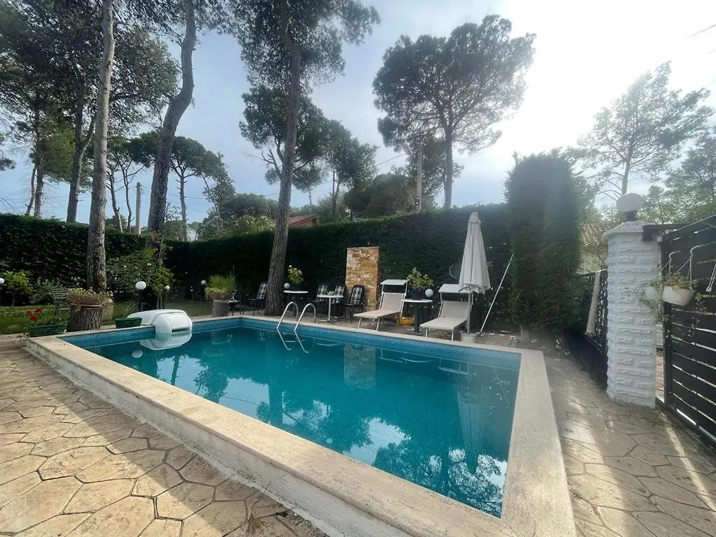 Vila Eless Villa Golem